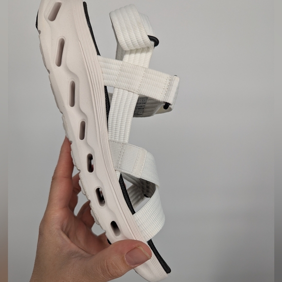 NEW Skechers womens On-the-go Glide Step 2.0 Sandal white black - Camden Size 8 - Picture 9 of 13